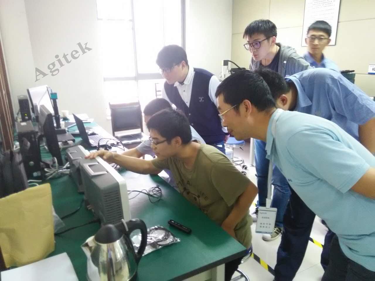 示波器维修操作培训！本周五橙子视频下载维修欢迎您的到来！